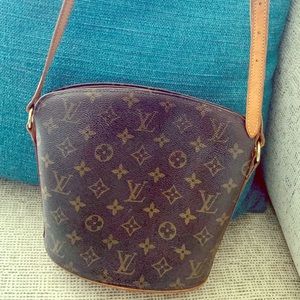 Authentic Louis Vuitton Drouot crossbody bag